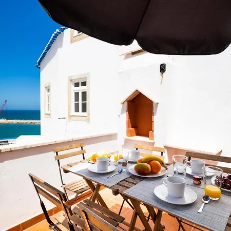 Harbour House *